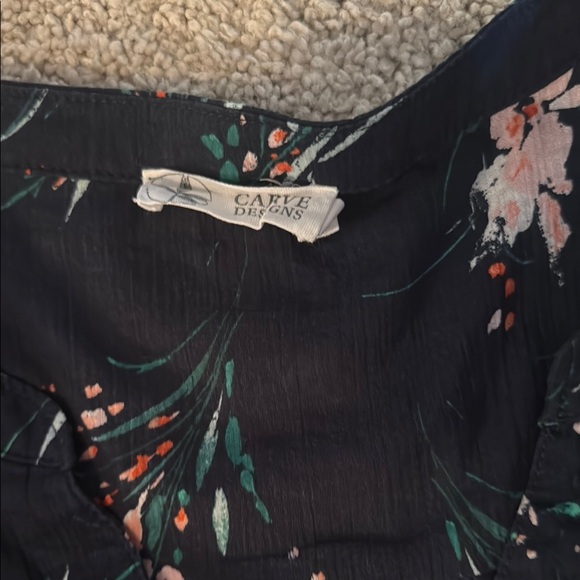 Carve Designs Blue 3/4 Sleeve Blouse - Picture 2 of 2